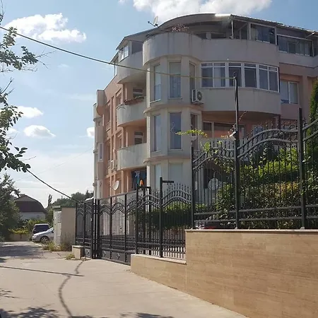 Spacious Sotira Varna